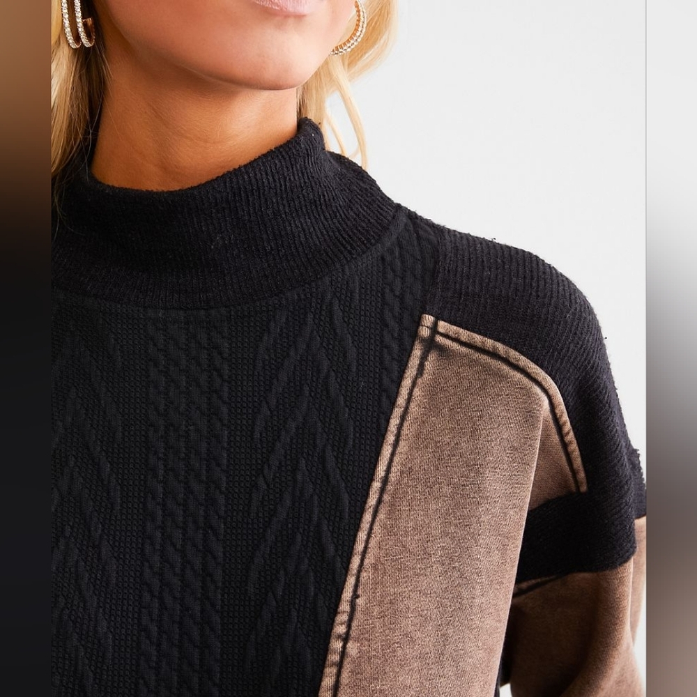 BKE Pieced Sweater Knit Pullover - Picture 5 of 10